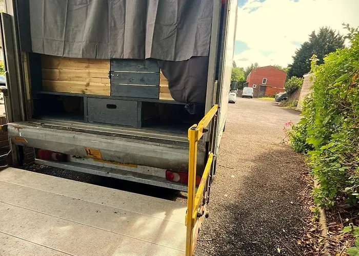 Botel Adventure Riverside Campervan ! *