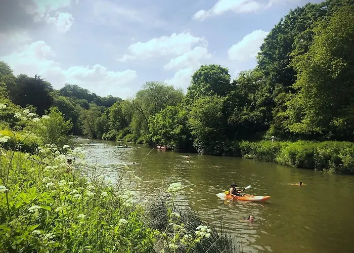 Adventure Riverside Campervan ! * Bristol