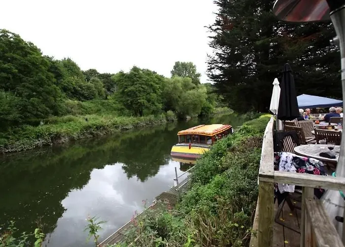 Adventure Riverside Campervan !