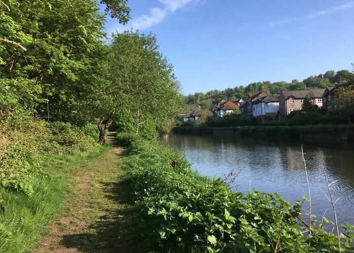 Adventure Riverside Campervan ! Bristol