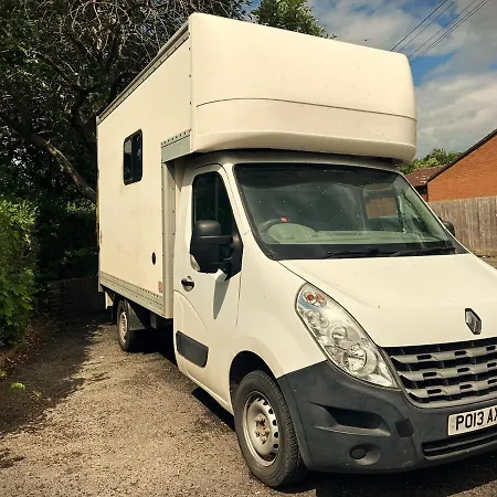 Adventure Riverside Campervan ! Botel Bristol