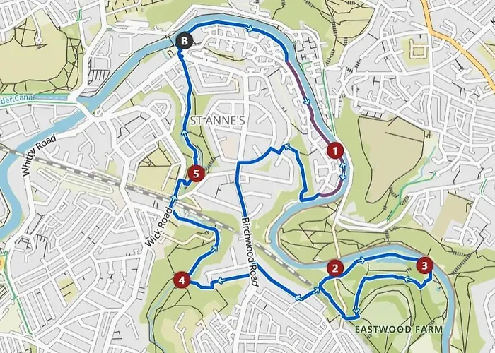 船上ホテル Adventure Riverside Campervan !